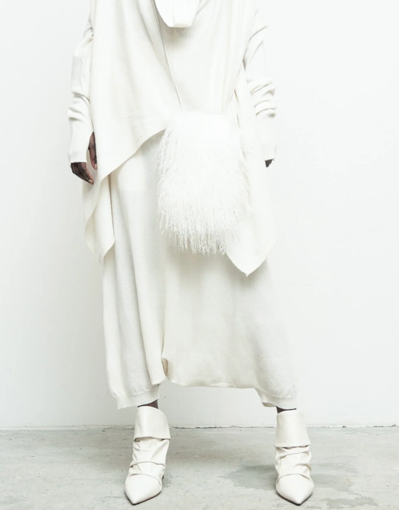 Blaise Phone Sack - Image 6