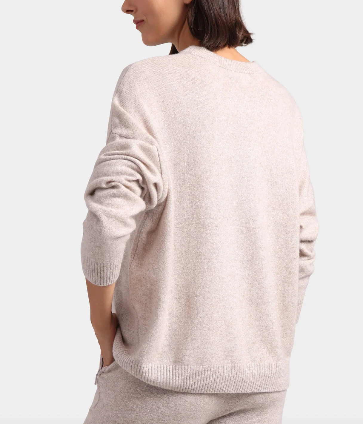 Cashmere Oversized Crew - Image 3
