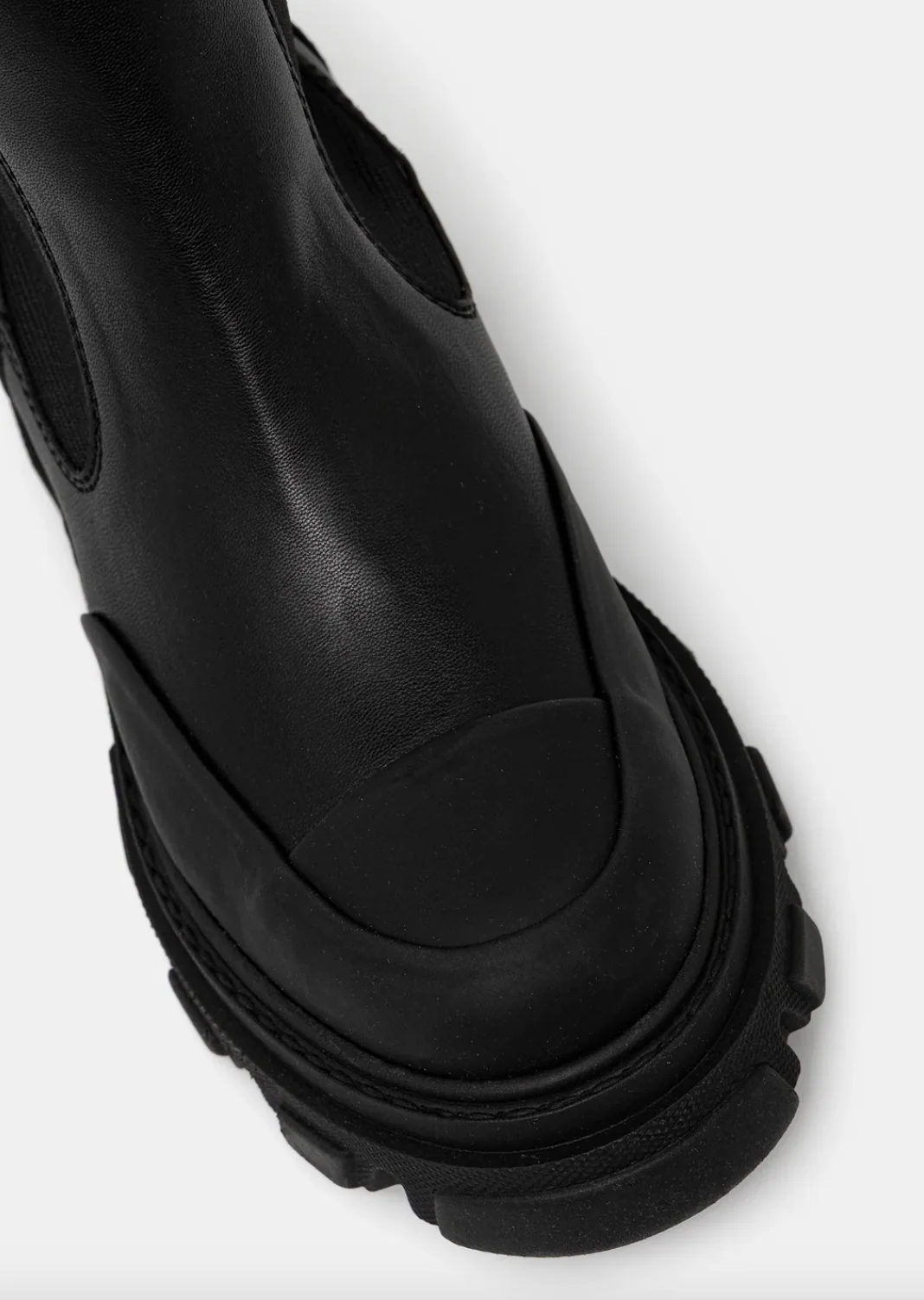 Cleated High Chelsea Boot Black Stitch - Image 3