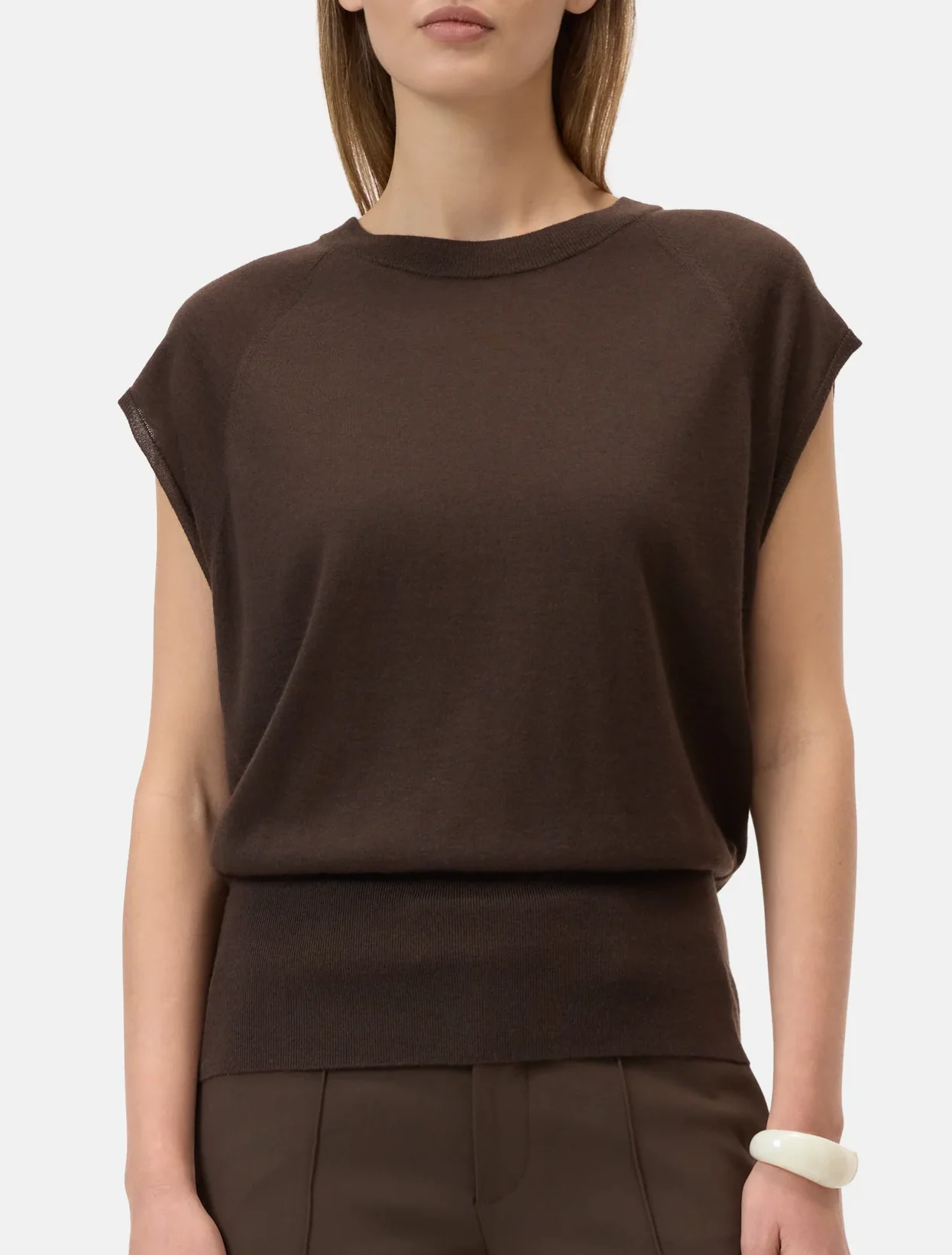Crew Neck Sleeveless - Image 2