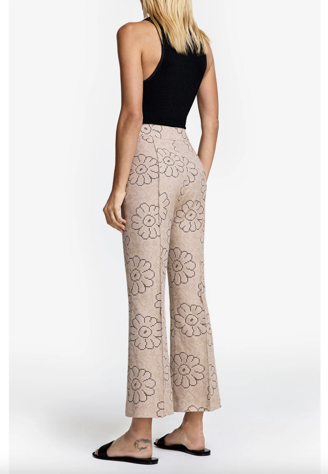 Cropped Pintuck Pant - Image 5