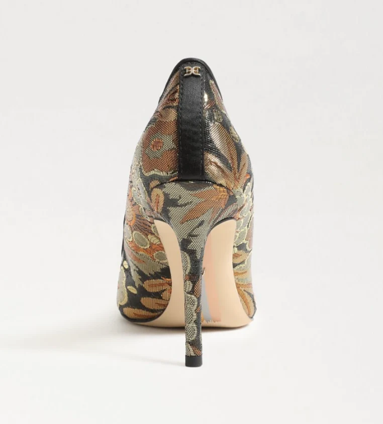 Hazel Pump - Image 15