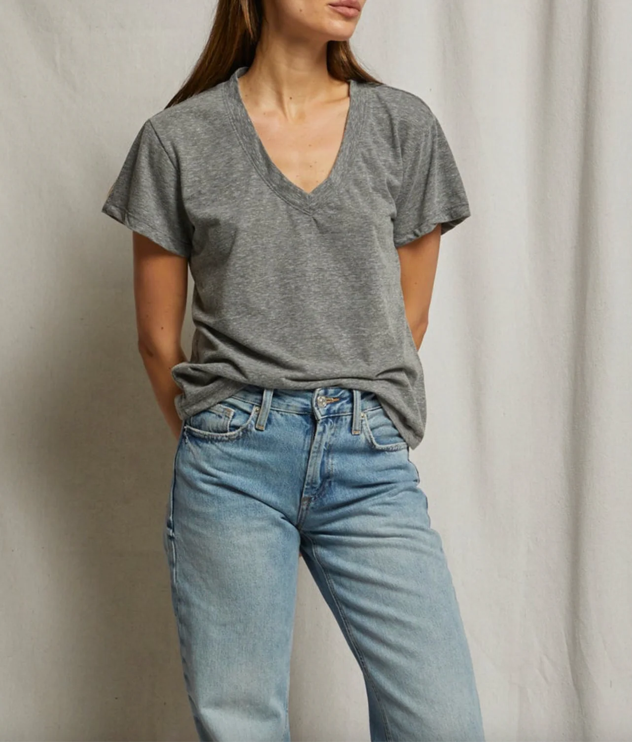 Hendrix Short Sleeve Boxy V-Neck - Image 3