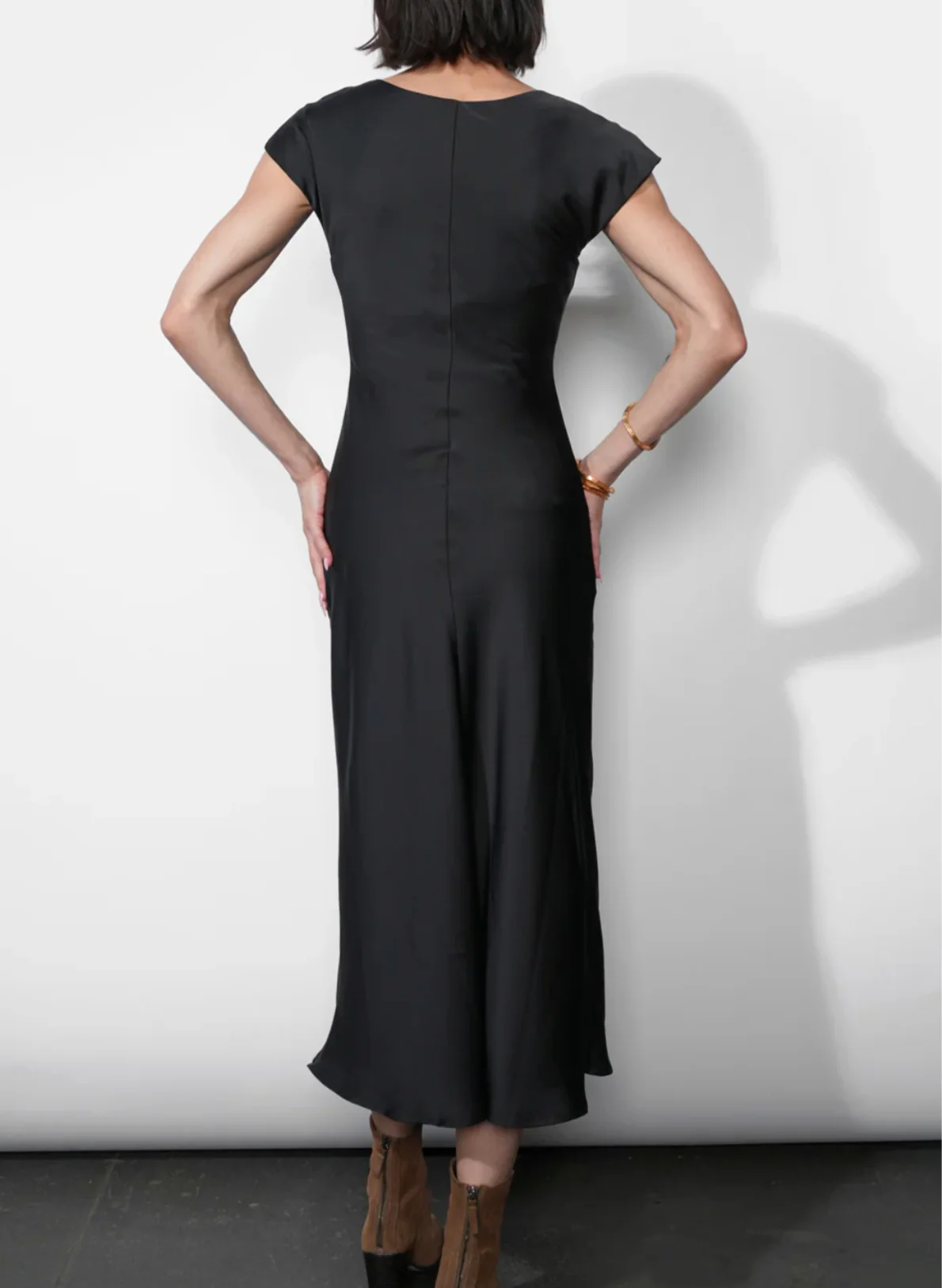 Inez Neck Drawstring Satin Midi Dress - Image 3