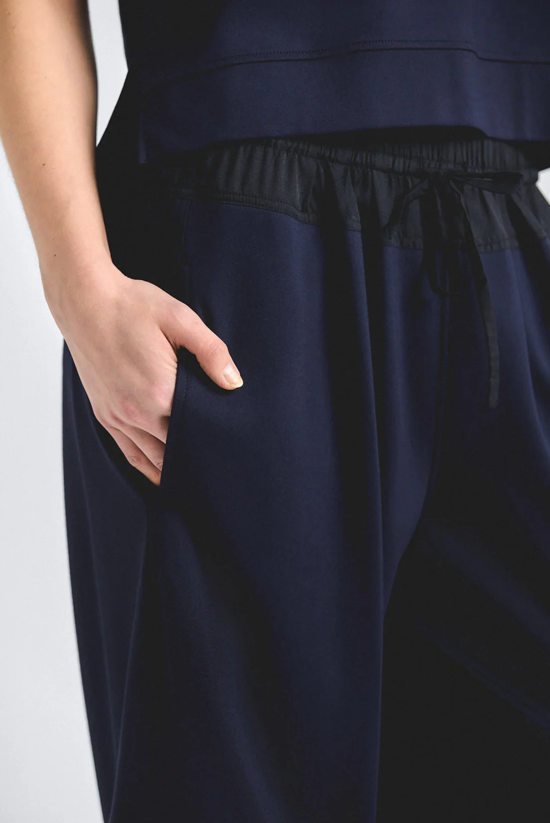 Kamaria Double Jersey Pull On Cargo Pant - Image 2