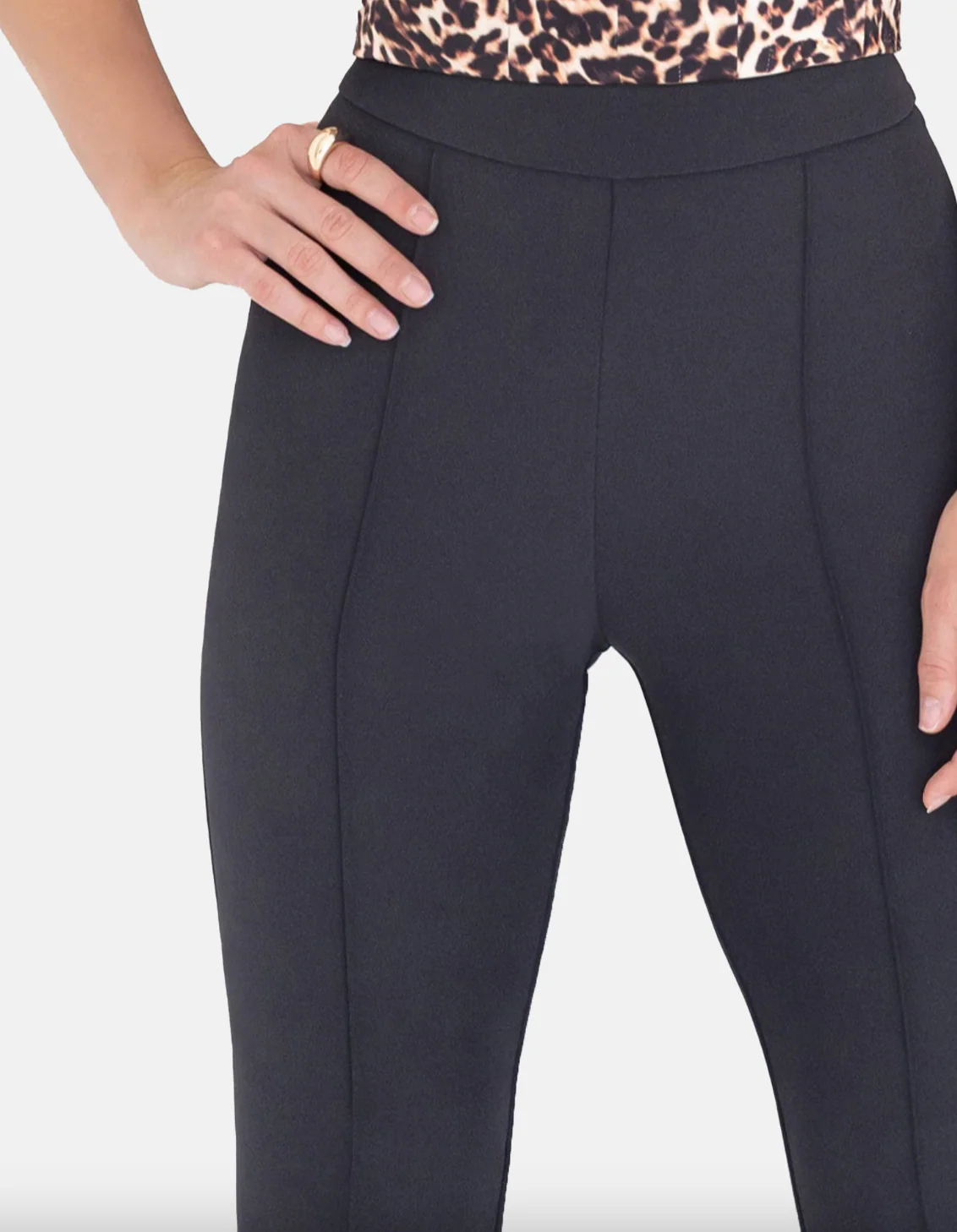 Lonny Crepe Pants - Image 4