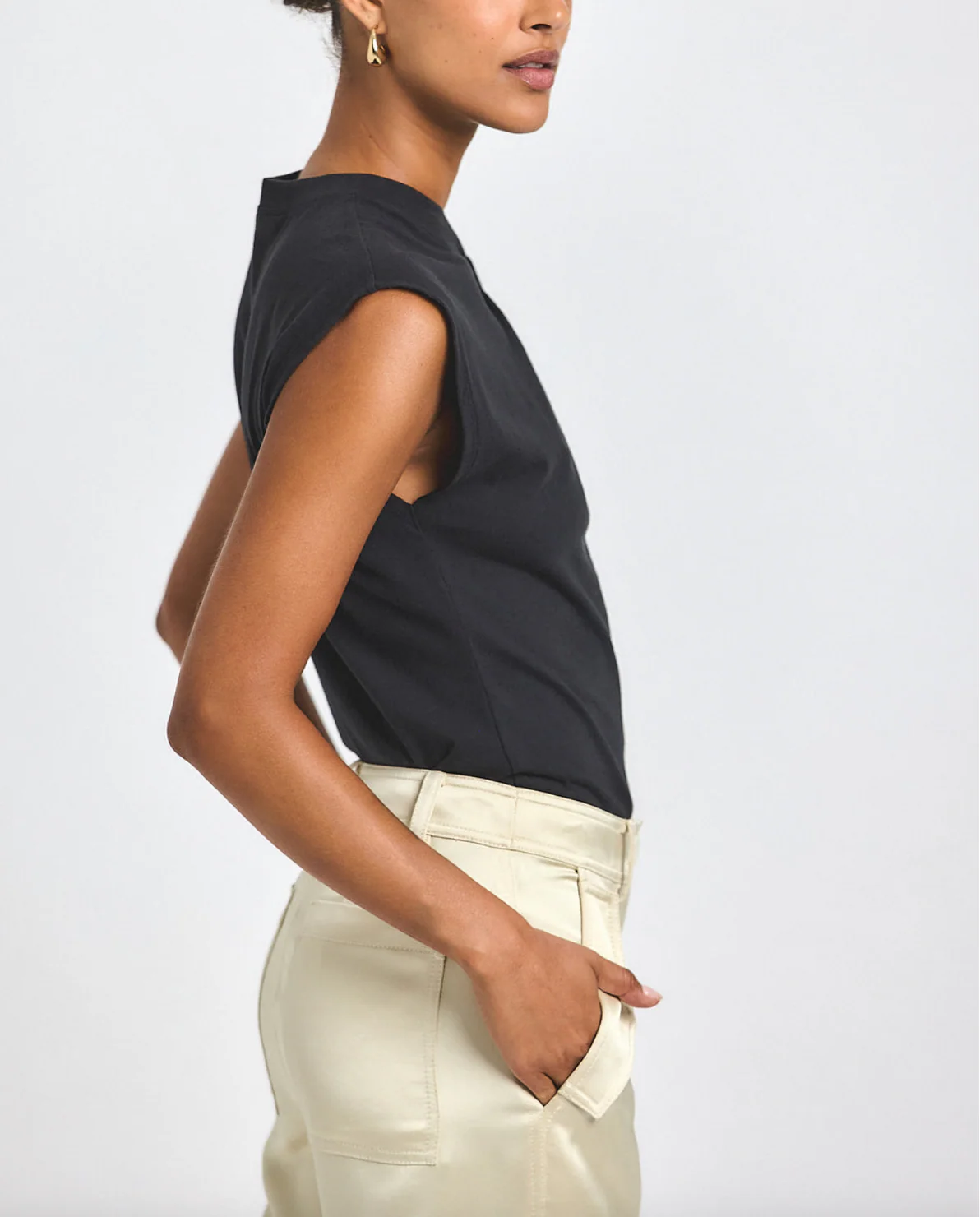 Nia Asymmetric Embellished Twist Tee - Image 7