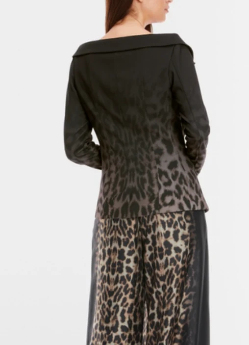 Off Shoulder Printed Jacket - Image 5