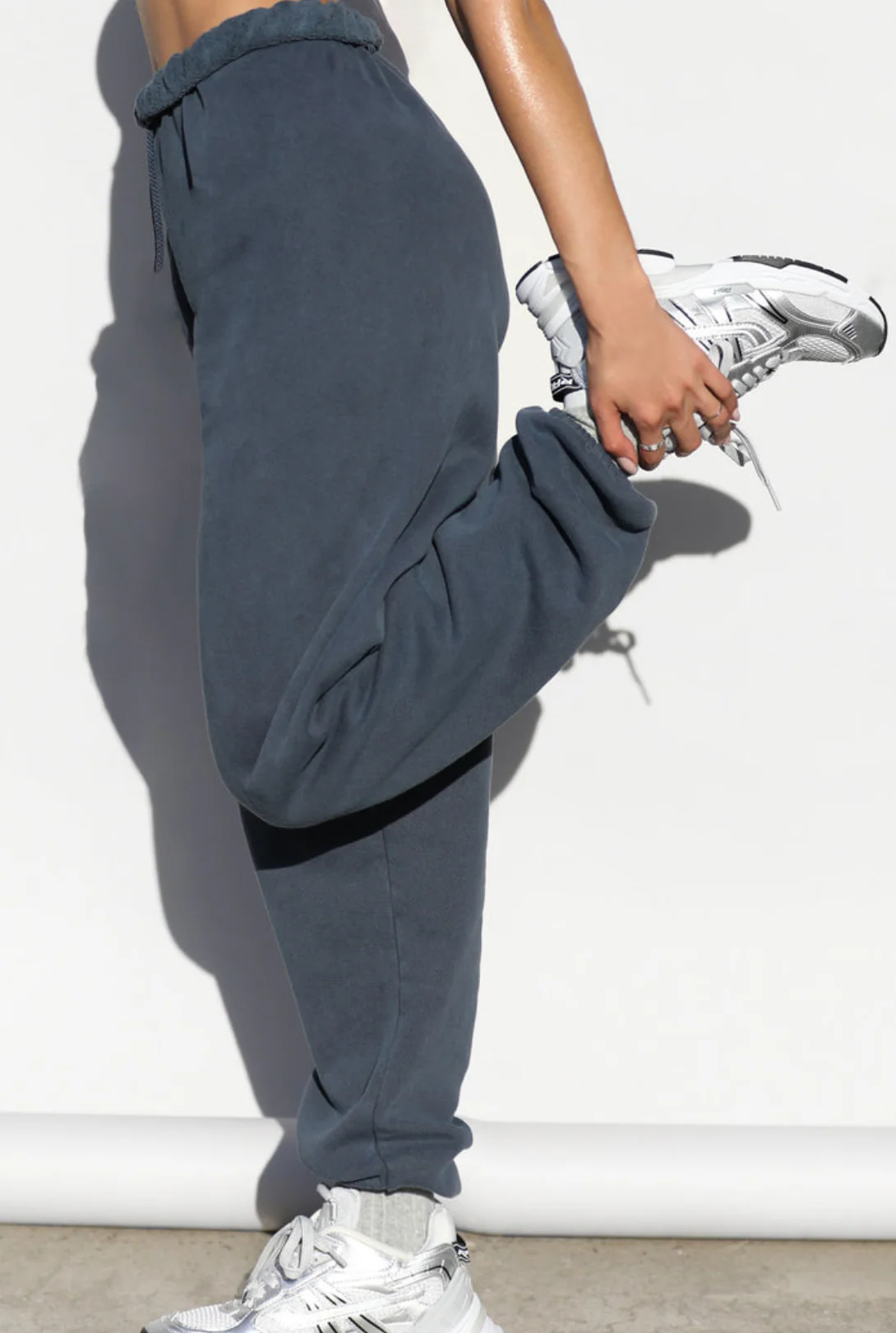 Oversized Jogger - Image 3