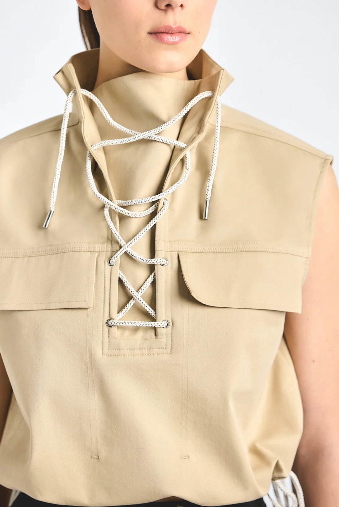 Solara Stretch Twill Sleeveless Anorak - Image 3