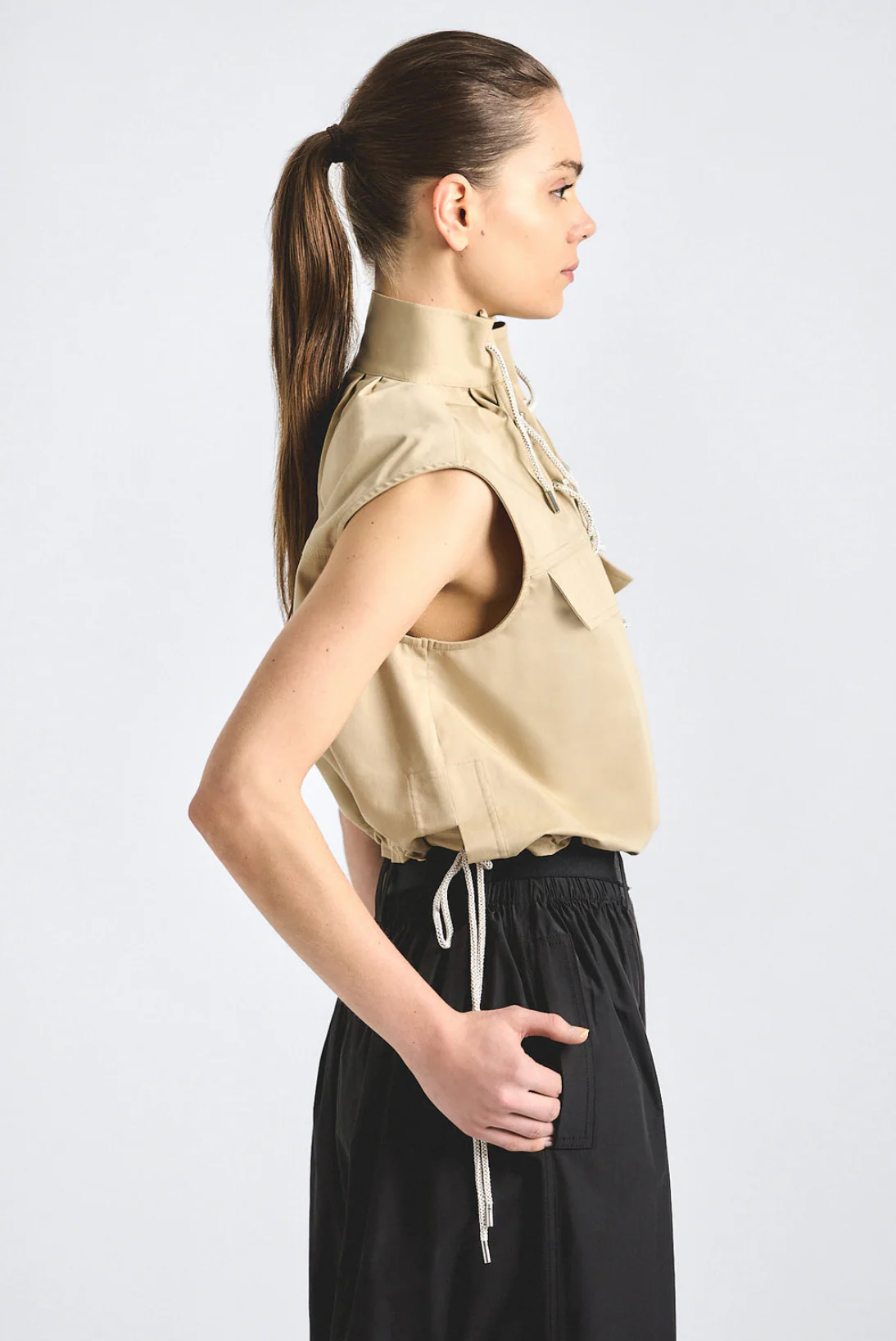 Solara Stretch Twill Sleeveless Anorak - Image 4