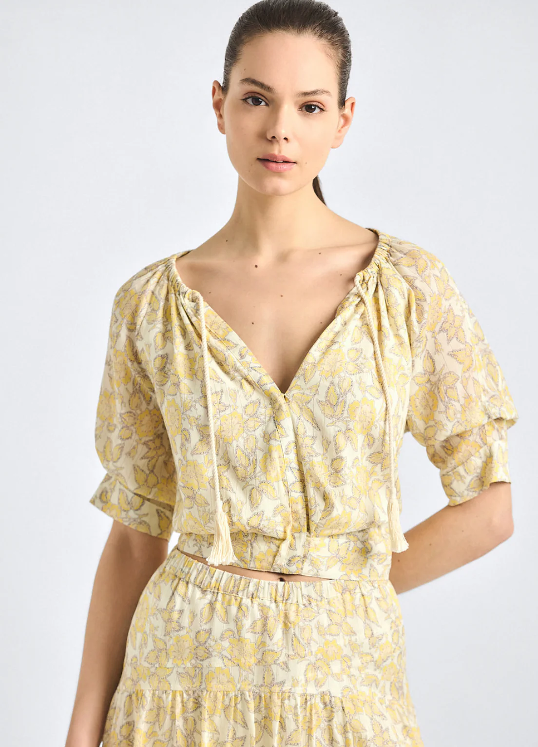 Suri Printed Voile Tuck Front Top - Image 3