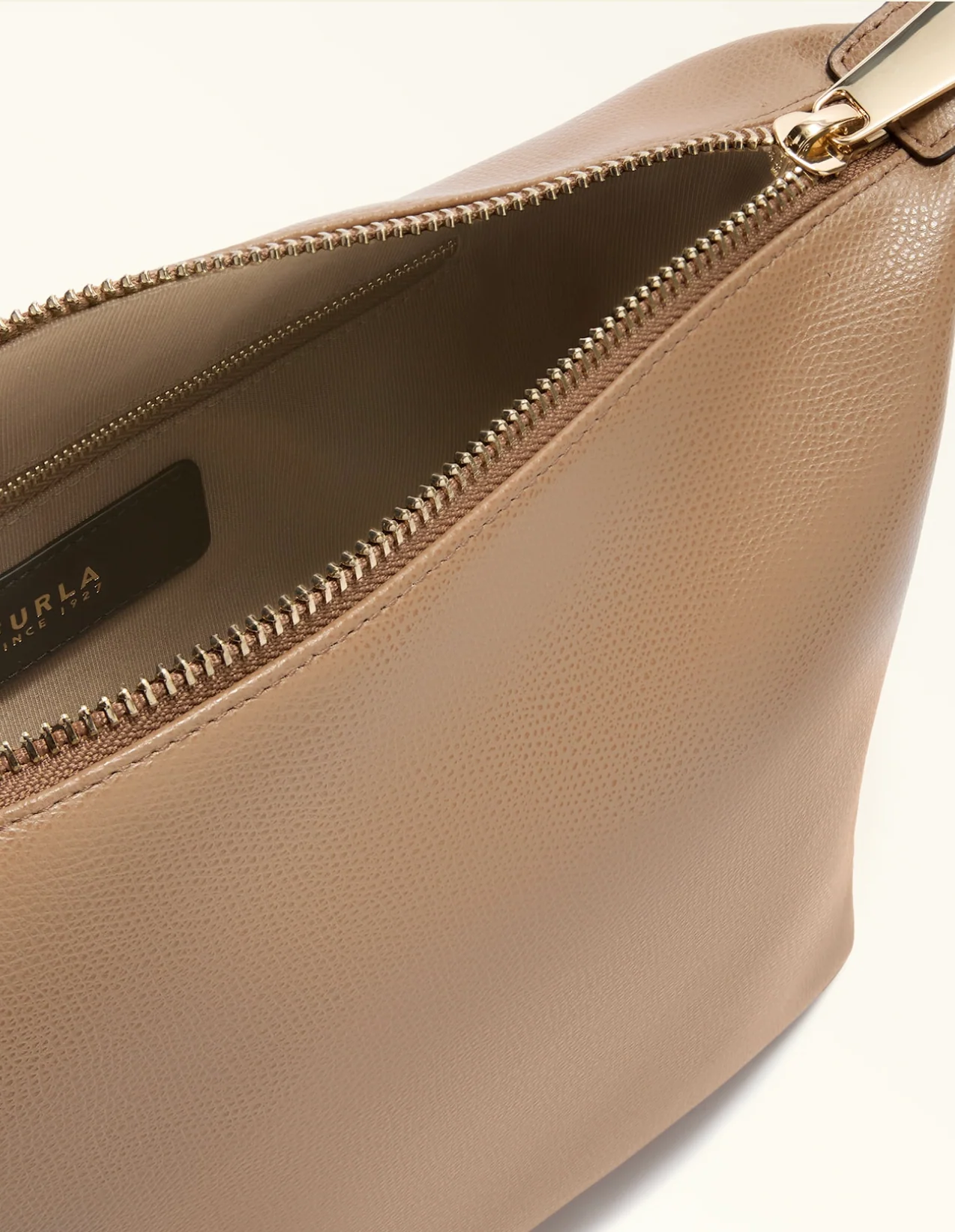 Tonie Medium Hobo - Image 5