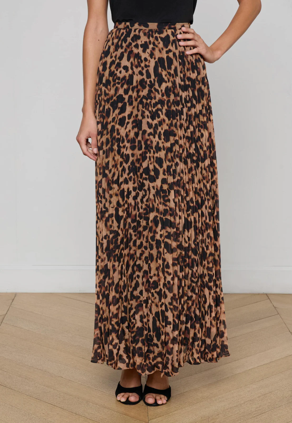 Torin Pleated Maxi Skirt - Image 6