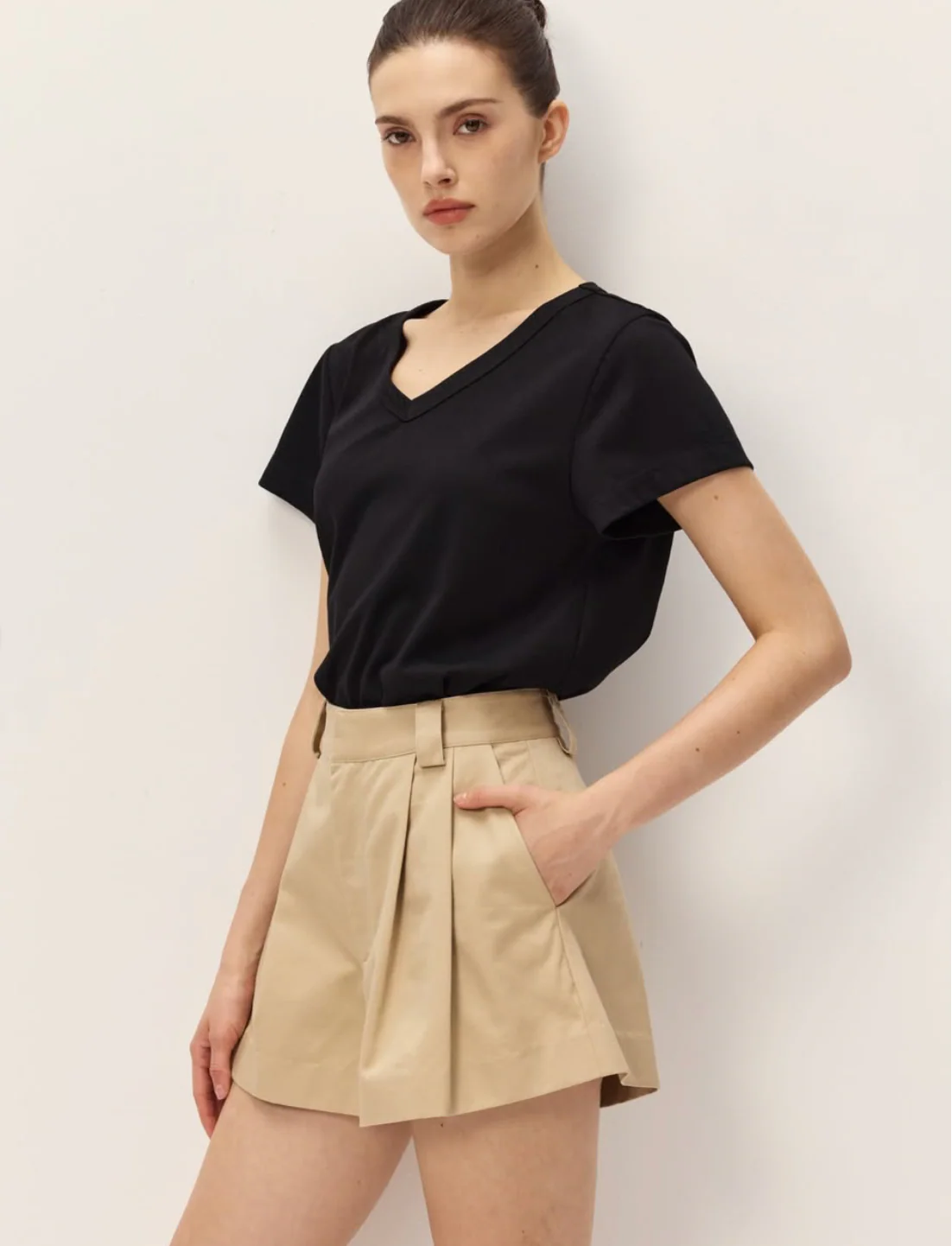 Valeska Shorts - Image 3